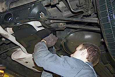 Замена прокладки впускного коллектора в Санрено